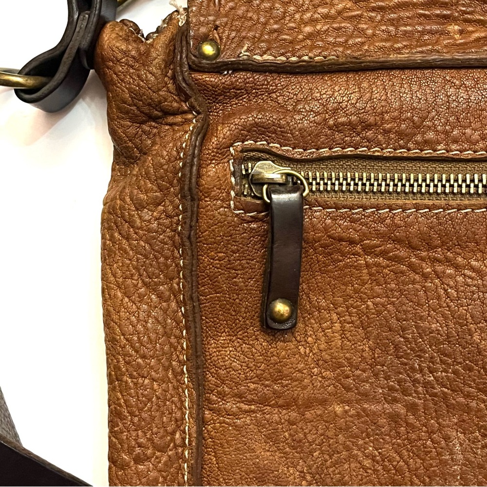 Vin Baker Leather Crossbody Bag - USA - Picture 7 of 10